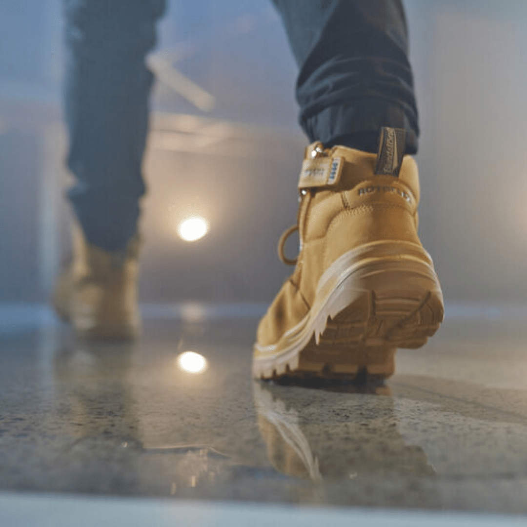 Blundstone 8550 Mens Rotoflex 135mm Height Safety Boot - Wheat